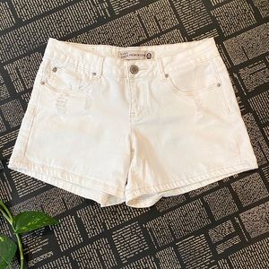VELVET HEART premium denim white distressed shorts